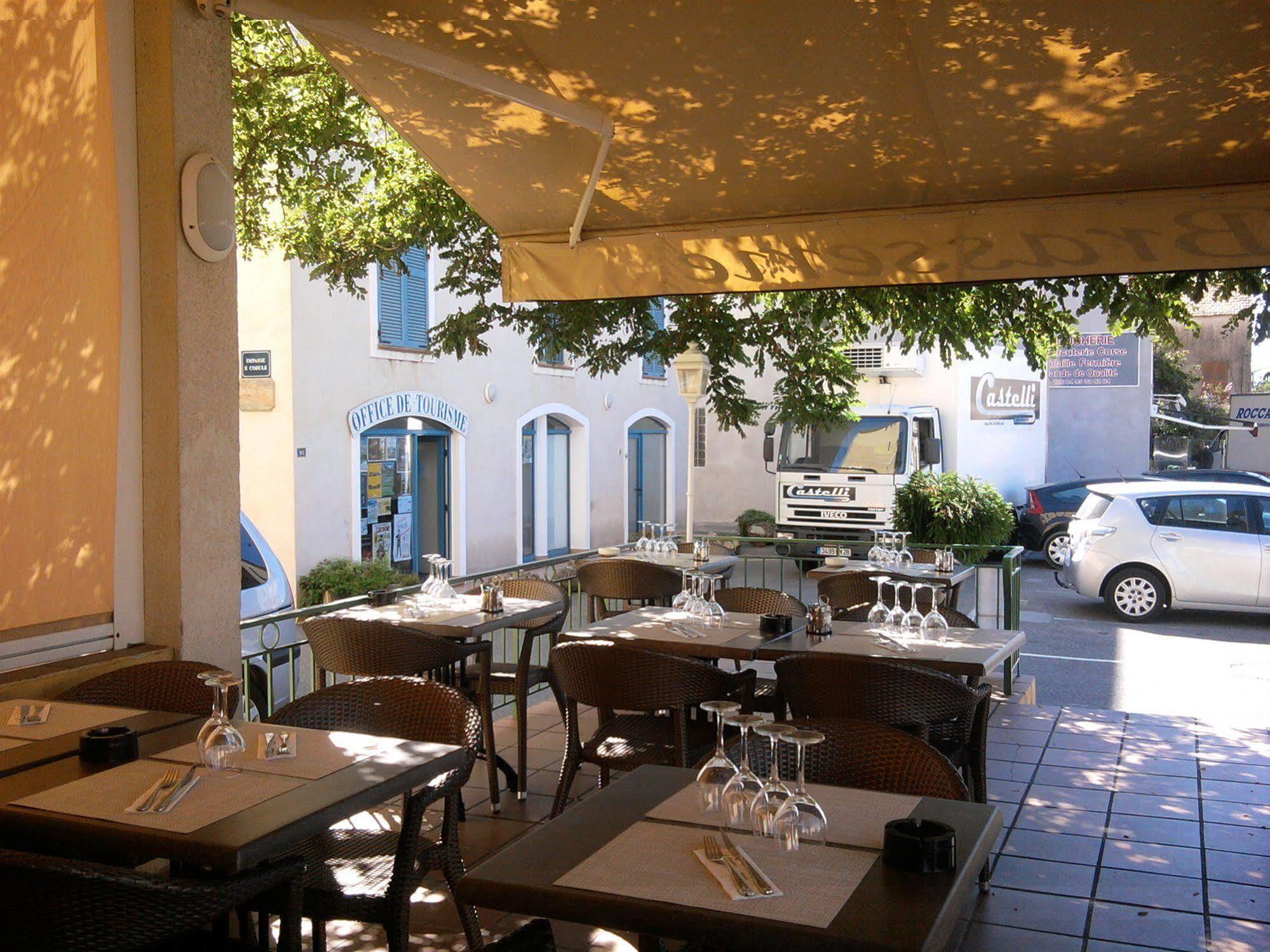 Hotel Restaurant Atrachjata Aléria Exteriör bild